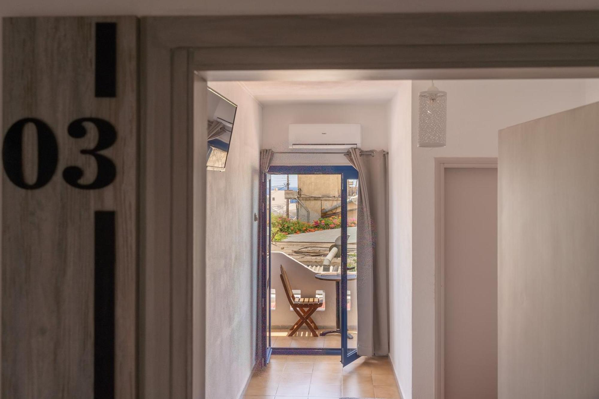 Giannis Rooms Agia Roumeli Exterior photo